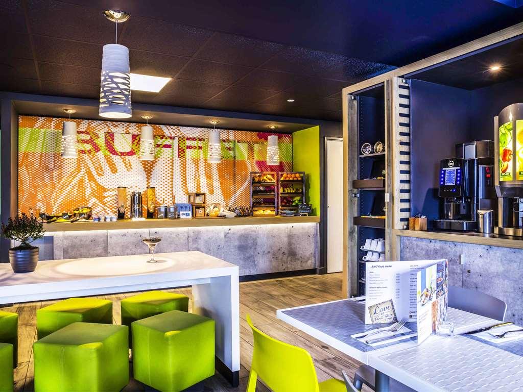 Ibis Budget Glasgow Restaurant photo